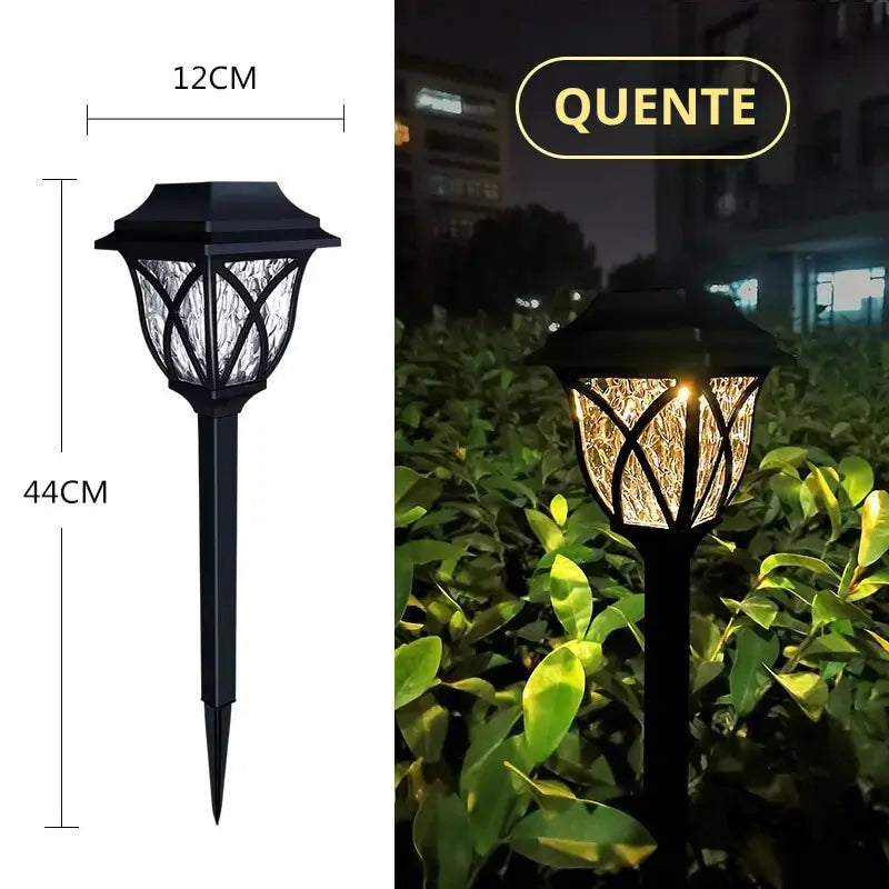 tamanho da Lâmpada solar externa iluminando um jardim à noitejardim inglês